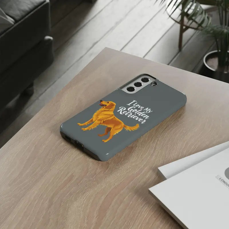 Gray Phone Case Featuring Golden Retriever Design for iPhone 16 Pro