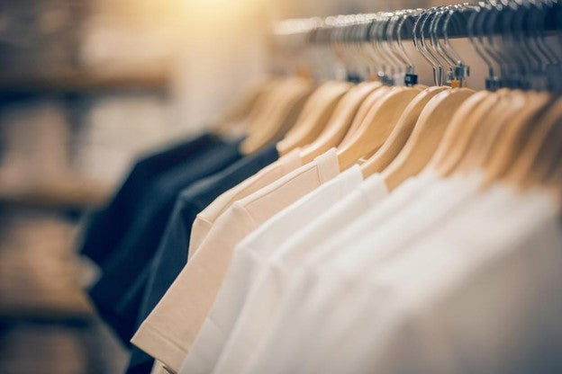 9 Reasons Why Long Sleeve T-Shirts Are a Wardrobe Essential