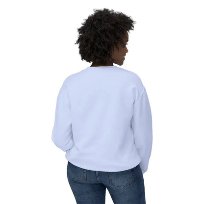 White long-sleeved sweatshirt from Narragansett 02882 for a cozy and stylish look